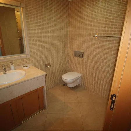 T1 Sunshine Apartment *