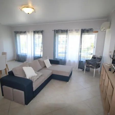 T1 Sunshine Apartment *